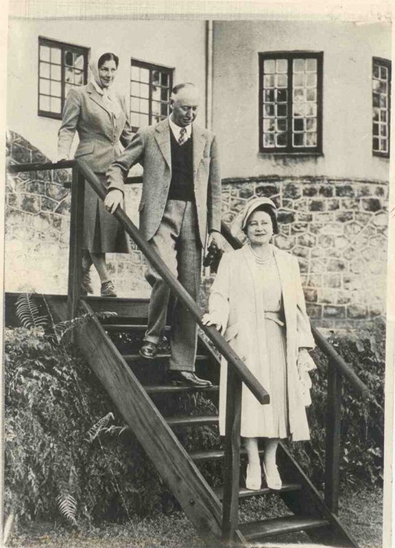The Queen Mother on the turret steps, 1953